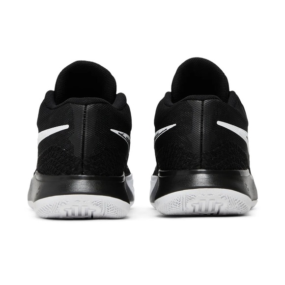 Nike Kids Kyrie Flytrap 6 'Black White' - Picture 2 of 12
